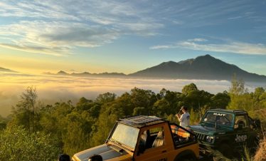 Batur Volcano Jeep Tour with Natural Hot Spring