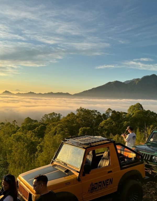 Batur Volcano Jeep Tour with Natural Hot Spring