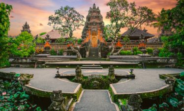 Ubud Art & Tirta Empul Spiritual Life Tour