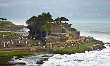 Experience The Balinese Village Life Tour – Tanah Lot Temple