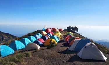 Hiking and Camping Pergasingan Hill Sembalun